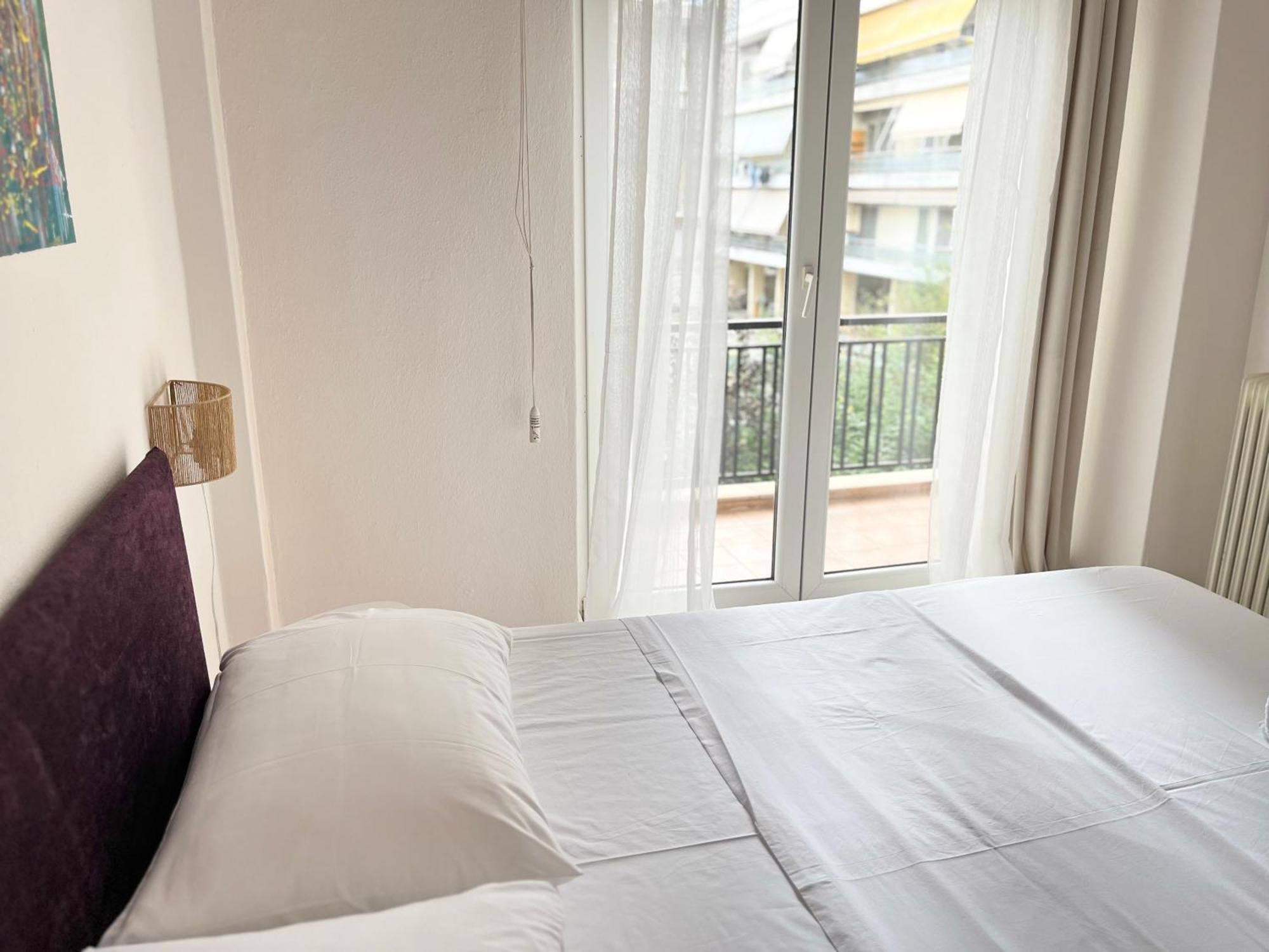 Central 7 - Stylish Apartment Komotini Bagian luar foto